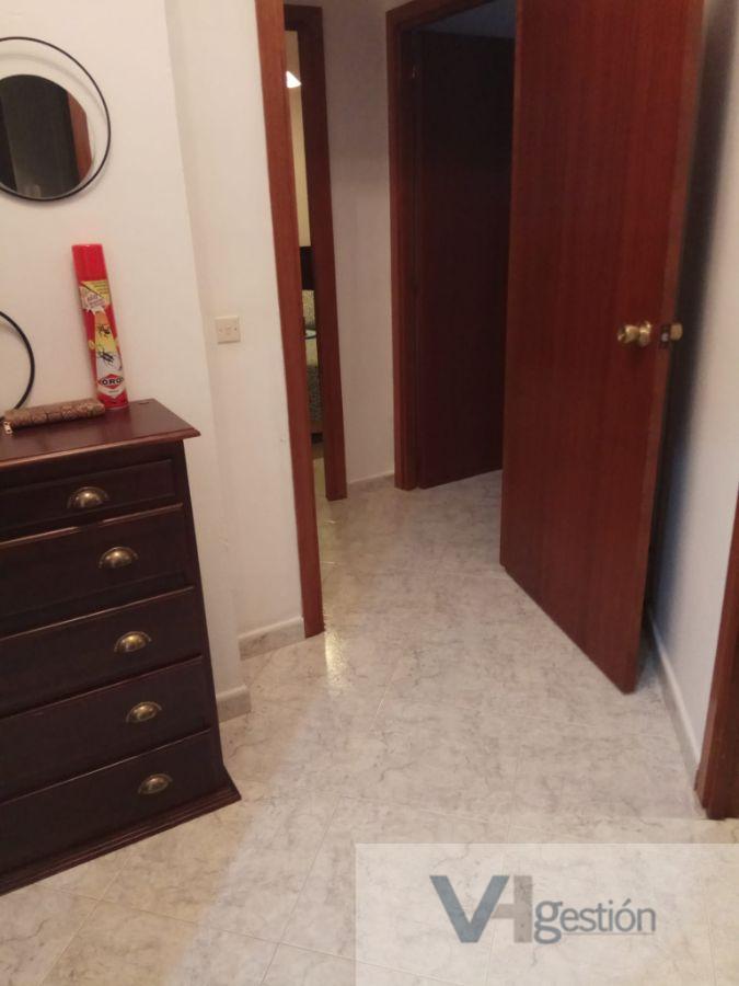 For sale of flat in Villamartín