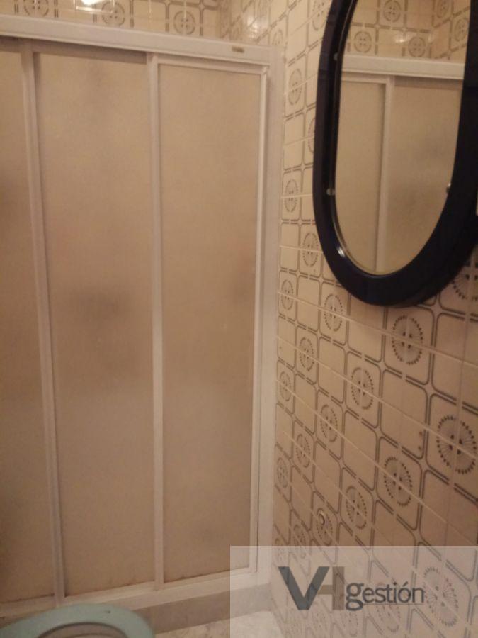 For sale of flat in Villamartín
