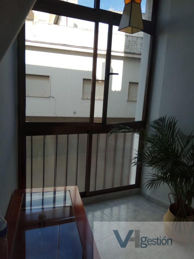 For sale of flat in Villamartín