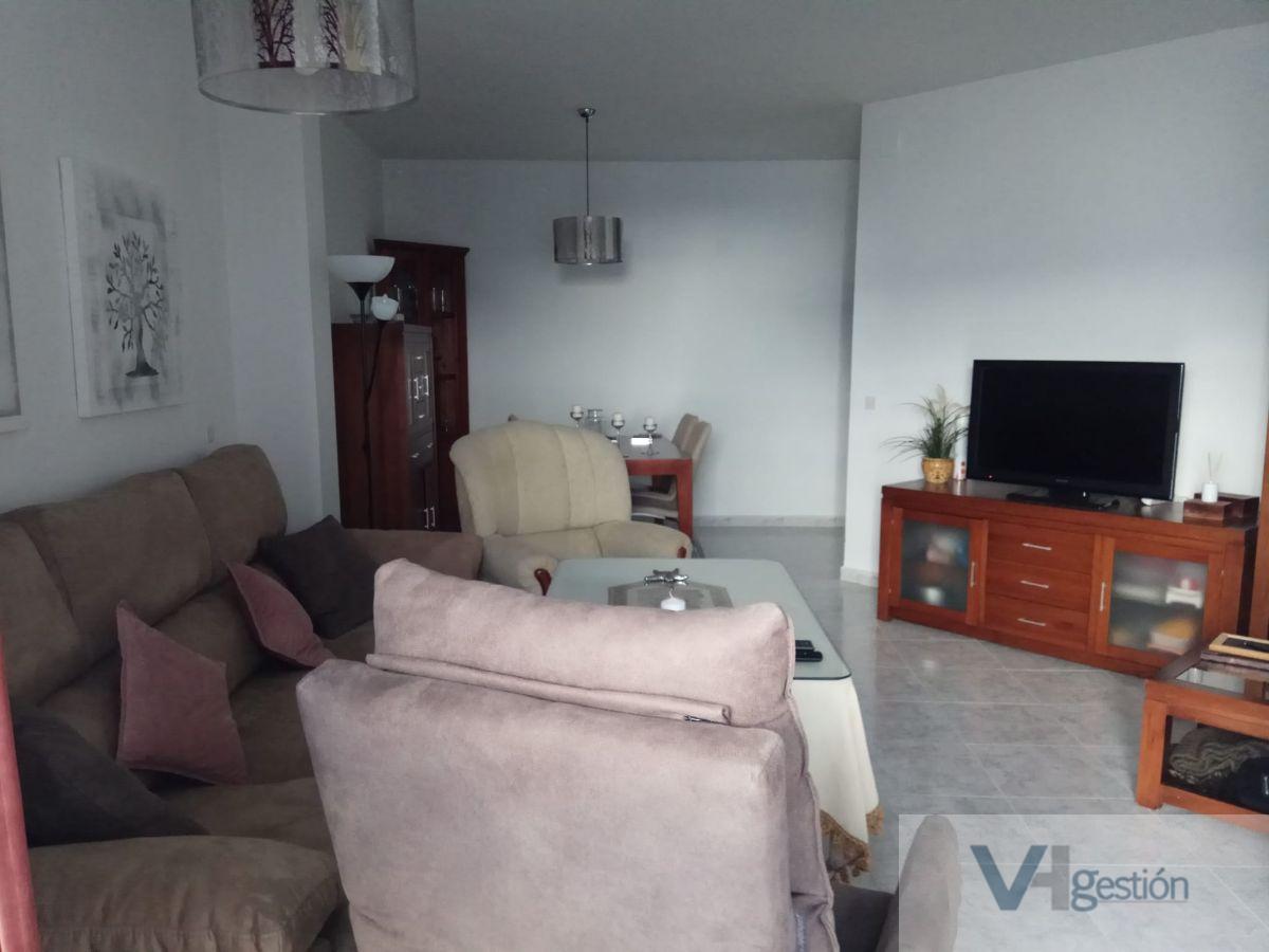 For sale of flat in Villamartín