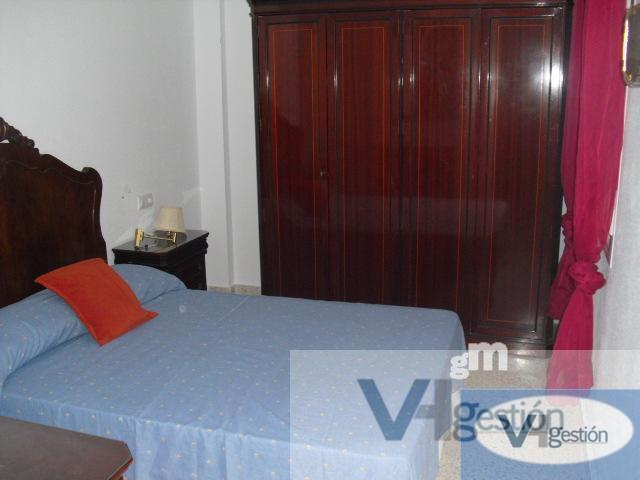 For sale of flat in Villamartín