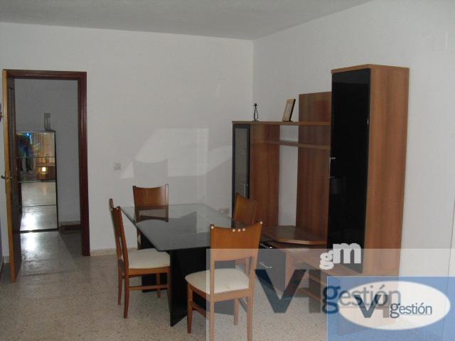 For sale of flat in Villamartín