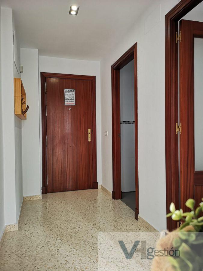 For sale of penthouse in Villamartín