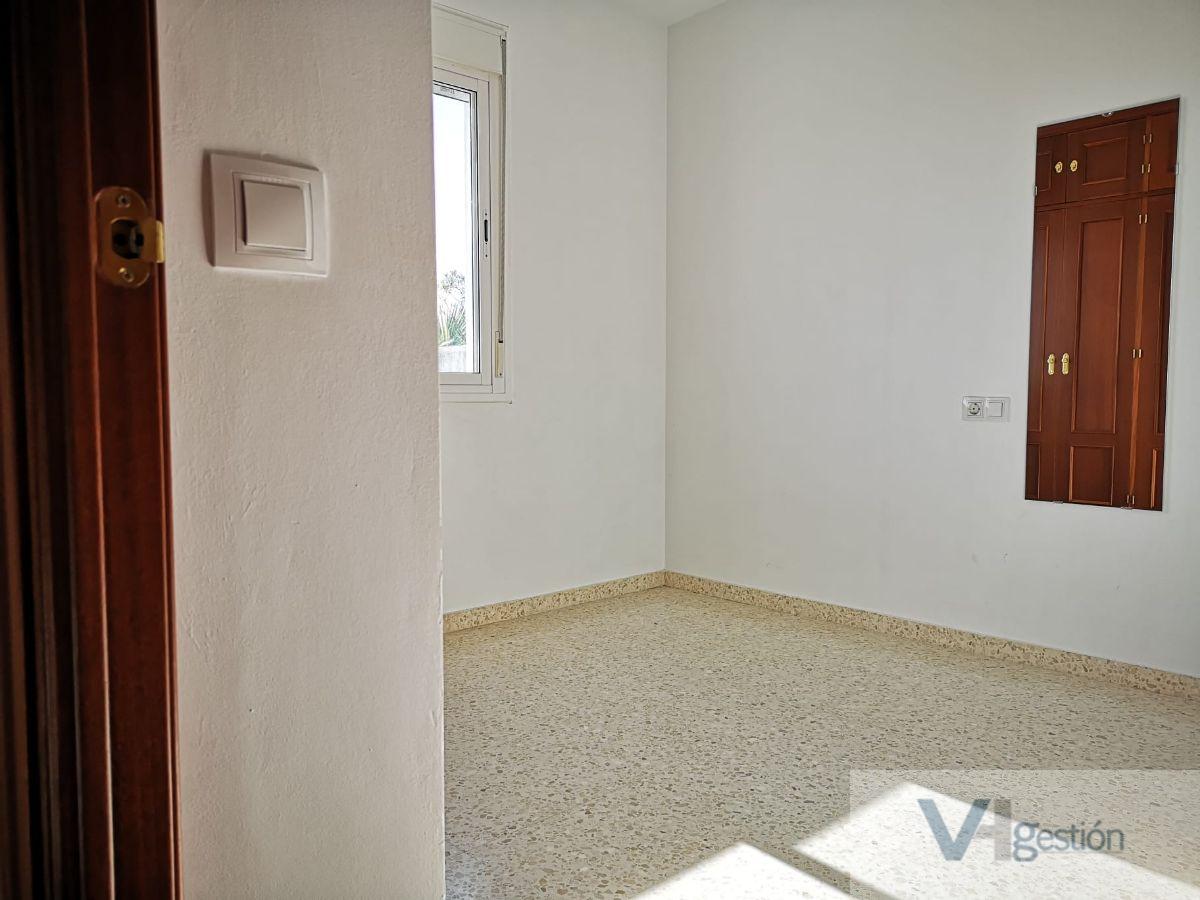 For sale of penthouse in Villamartín