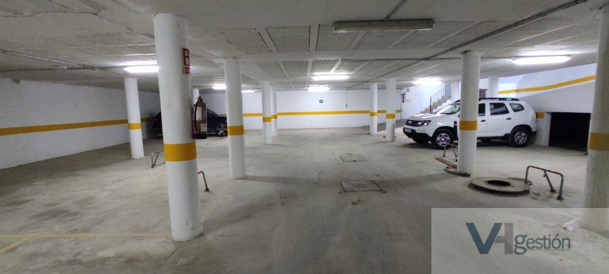 For sale of garage in Villamartín