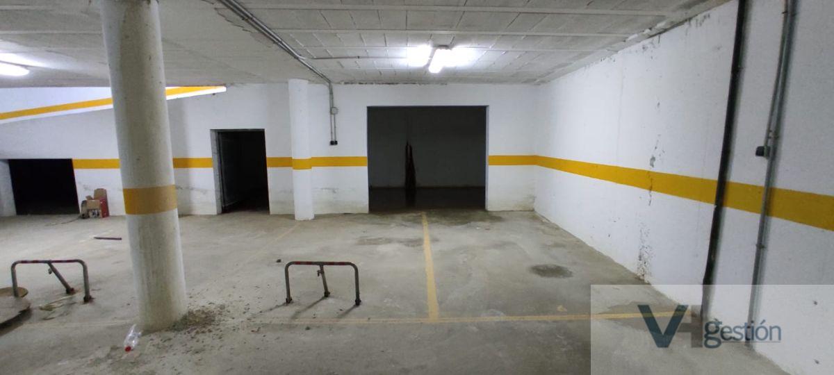 For sale of garage in Villamartín