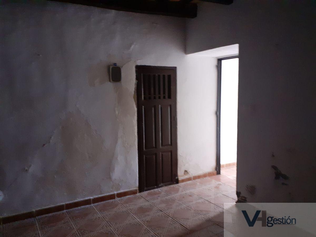 For sale of house in Bornos