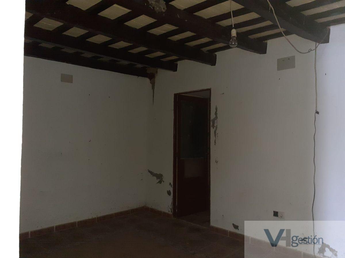 For sale of house in Bornos