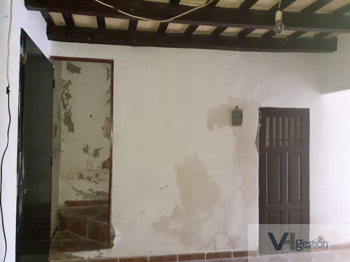 For sale of house in Bornos