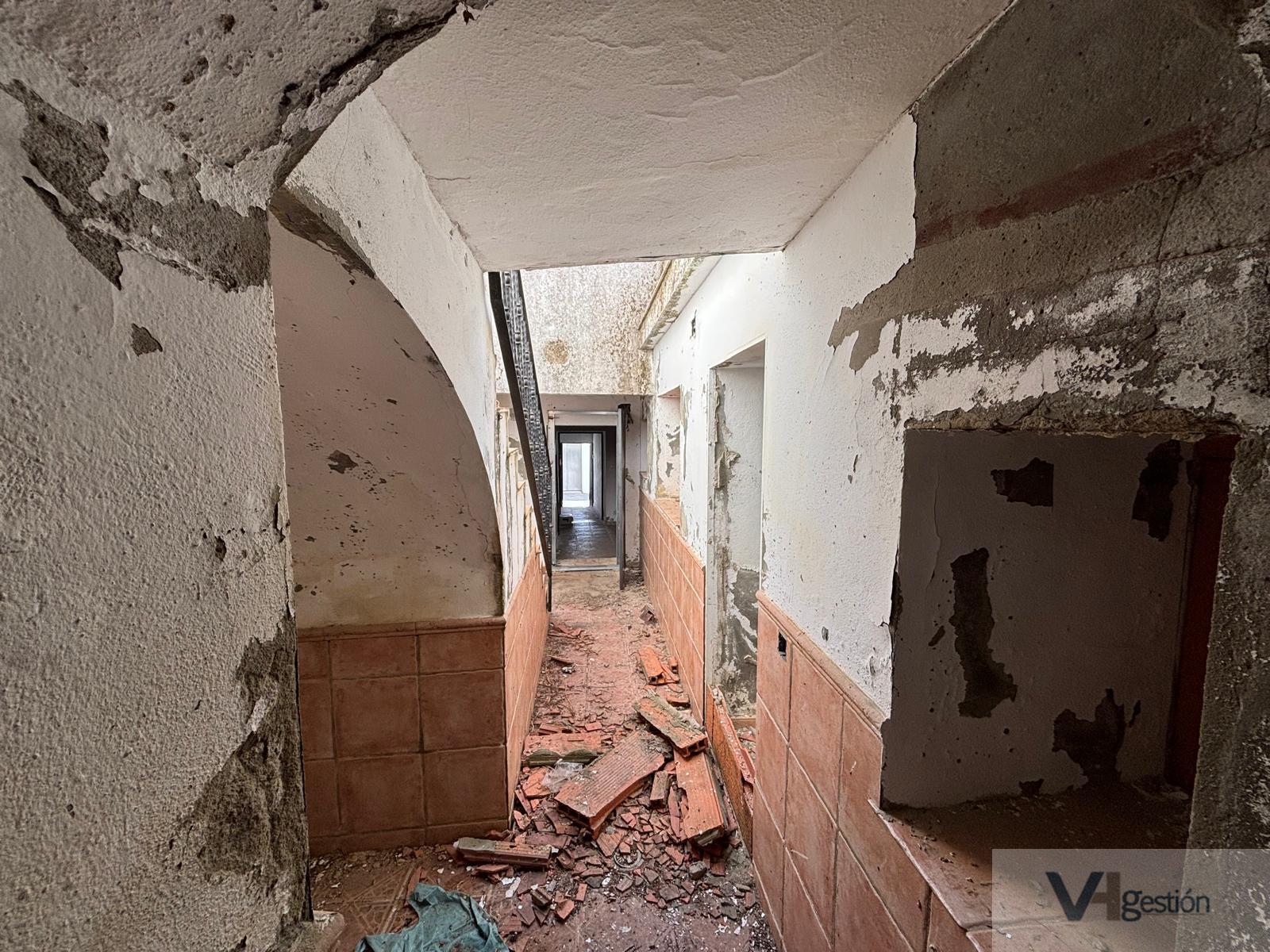 For sale of house in Bornos