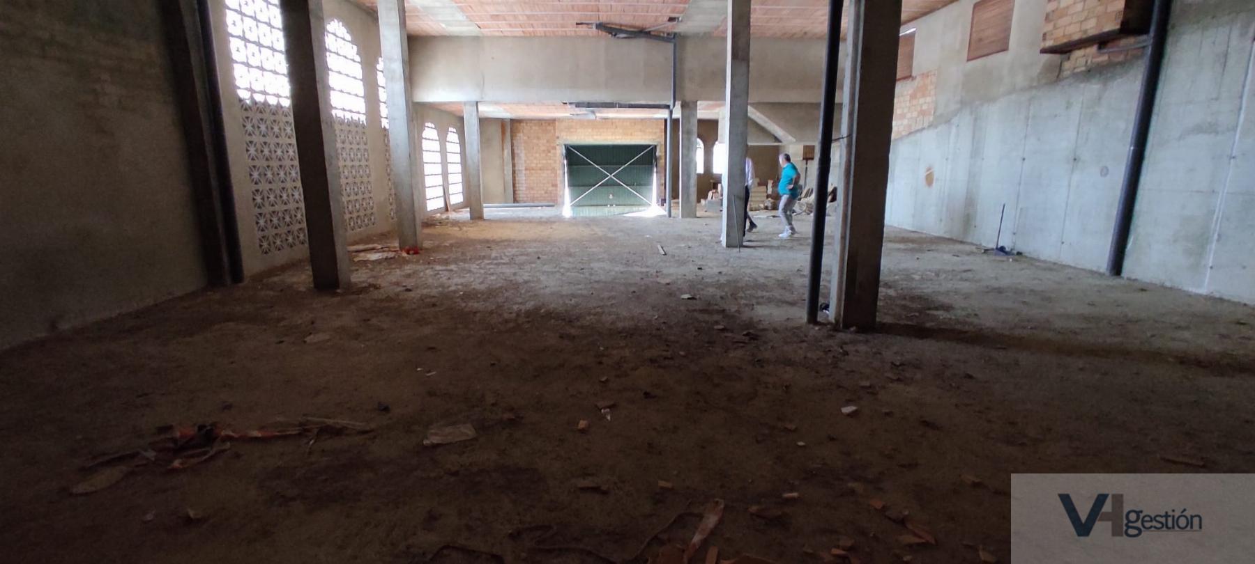 For sale of garage in Arcos de la Frontera