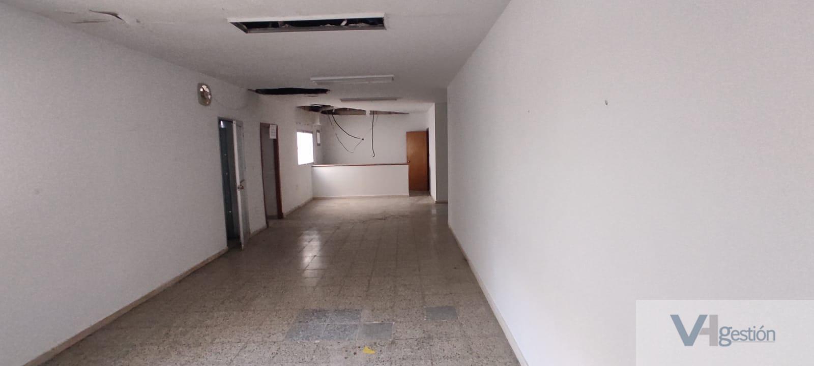 For sale of commercial in El Bosque