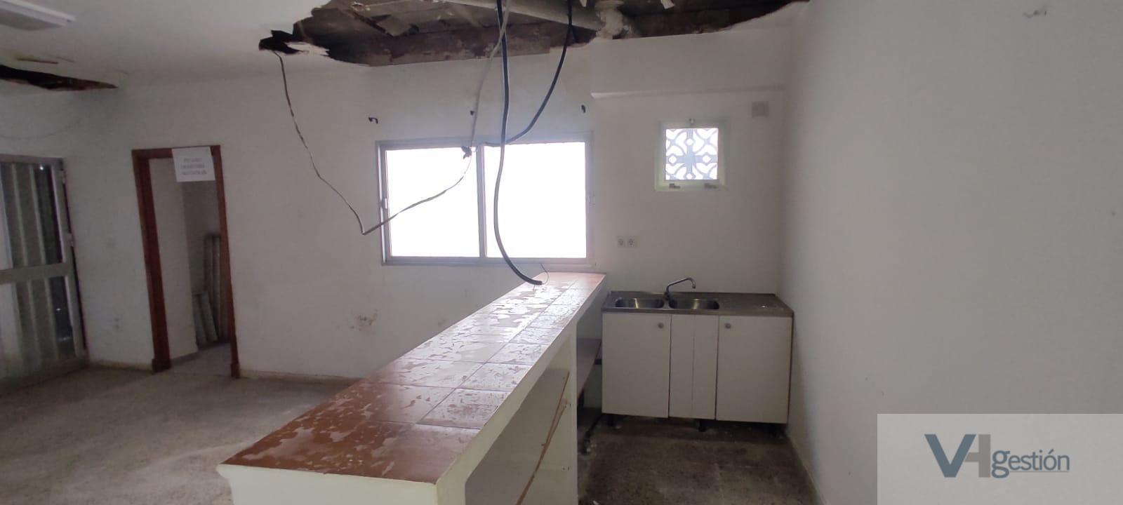 For sale of commercial in El Bosque