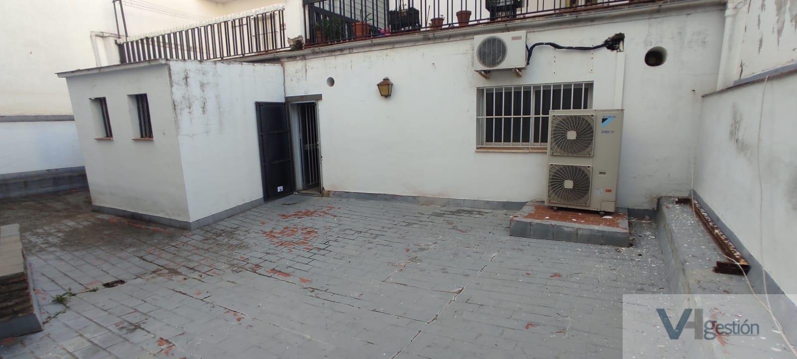 For sale of commercial in El Bosque