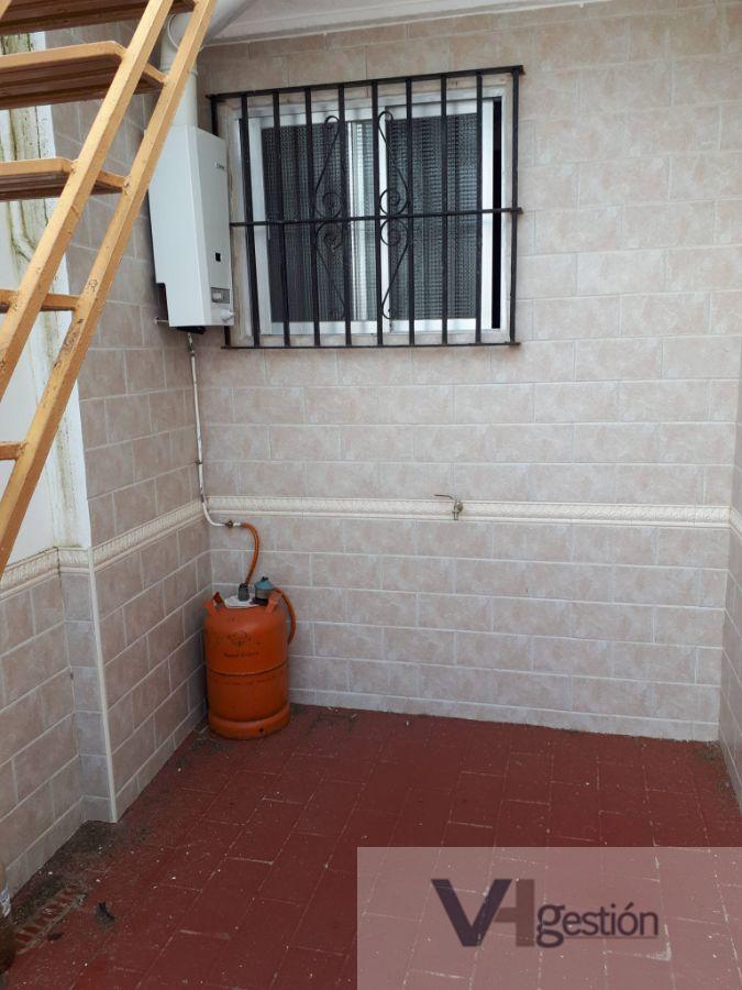 For sale of house in Villamartín