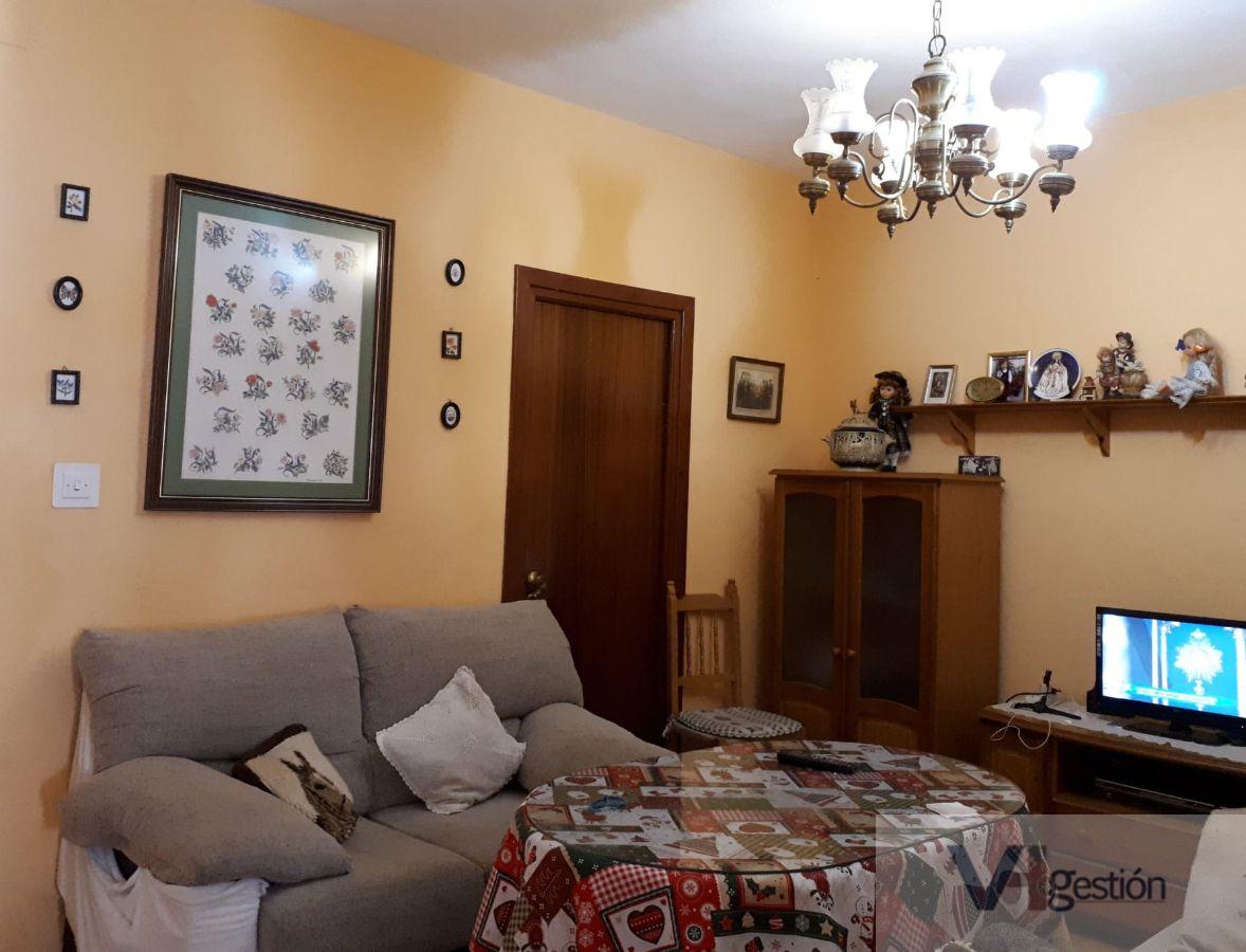 For sale of house in Villamartín