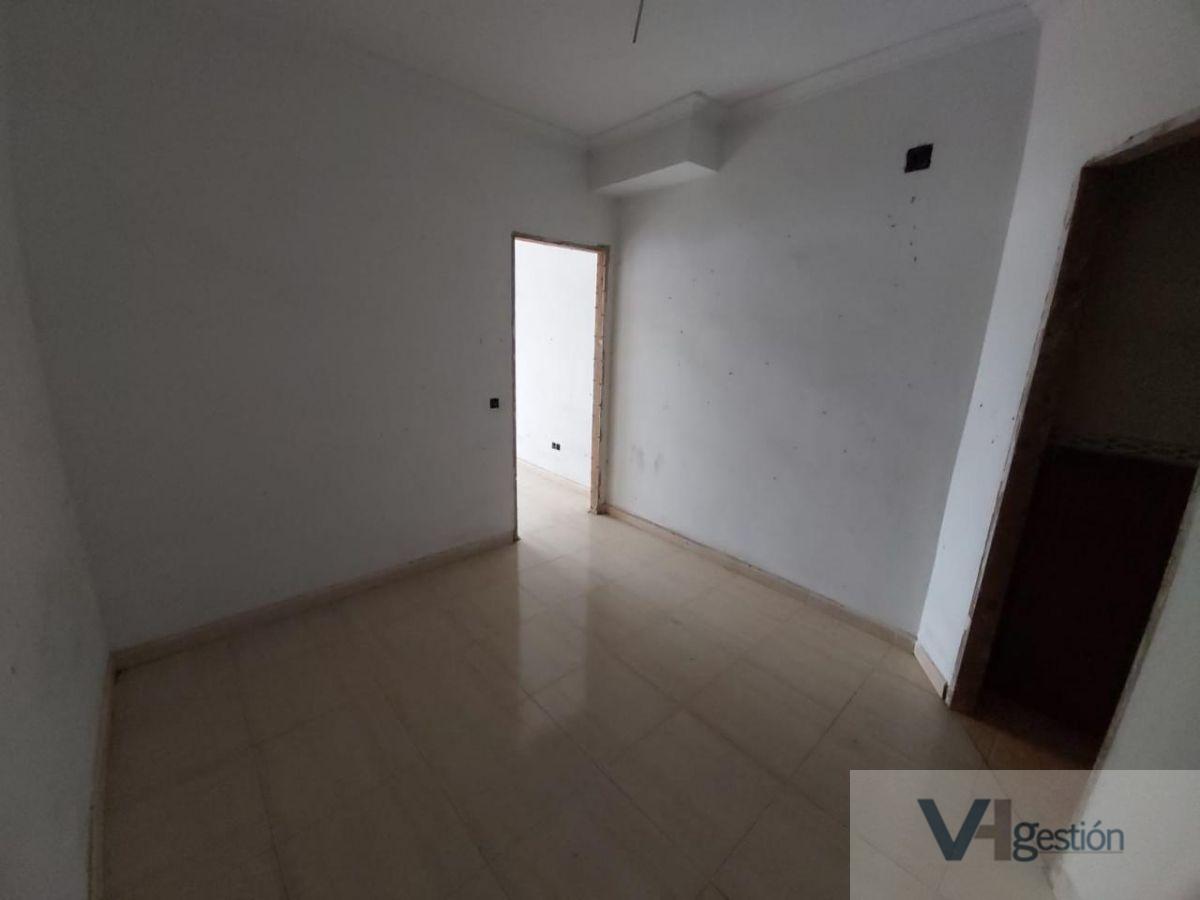 For sale of flat in Puerto Serrano