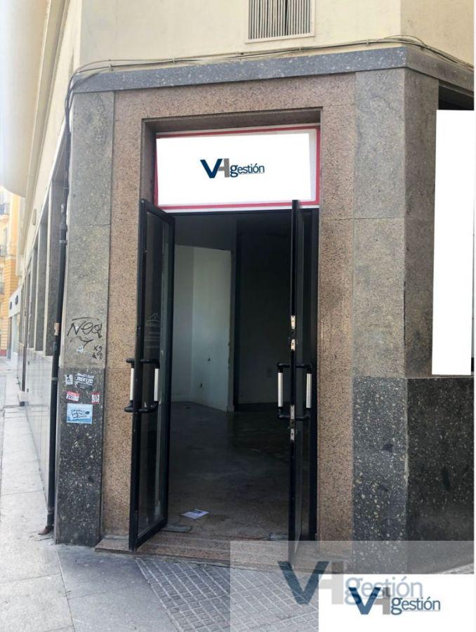 For rent of commercial in Cádiz