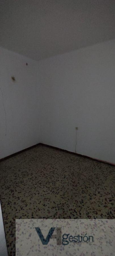 For sale of house in Puerto Serrano