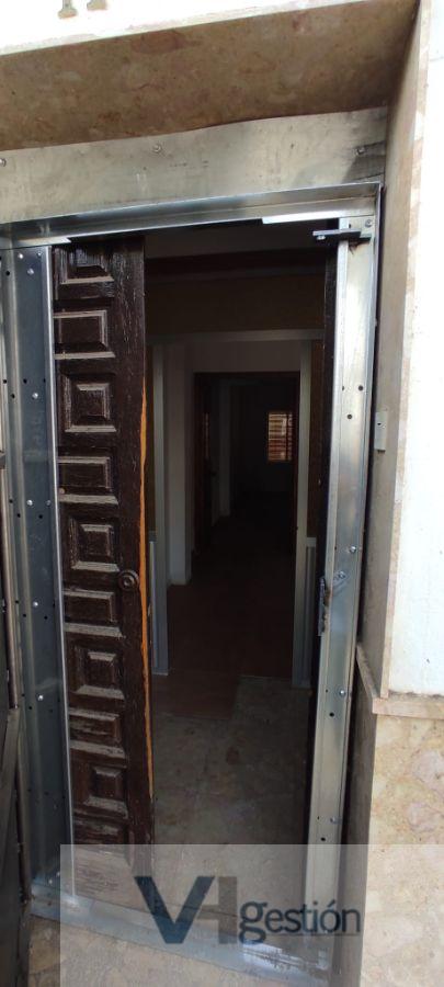 For sale of house in Puerto Serrano