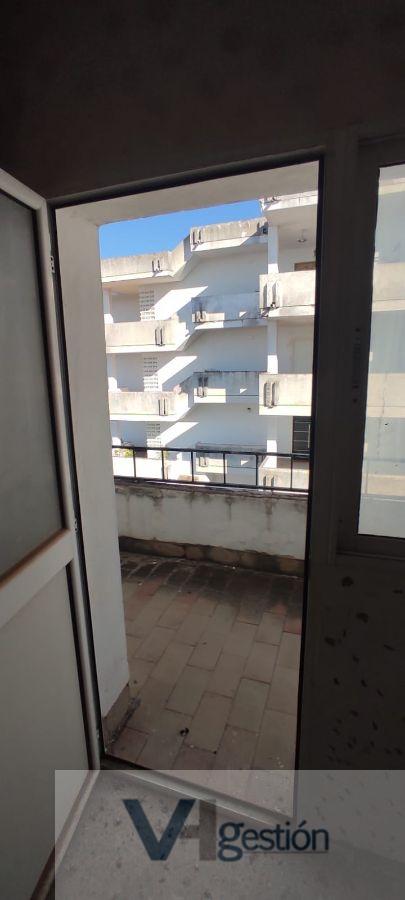 For sale of flat in Prado del Rey