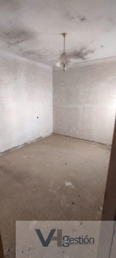 For sale of flat in Prado del Rey
