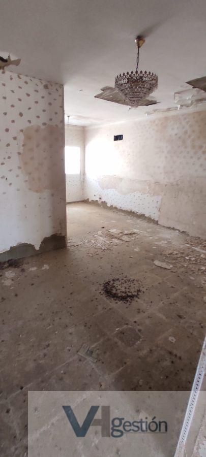 For sale of flat in Prado del Rey
