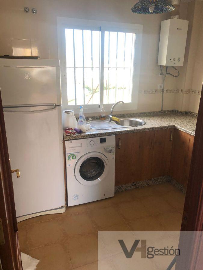For sale of house in Villamartín