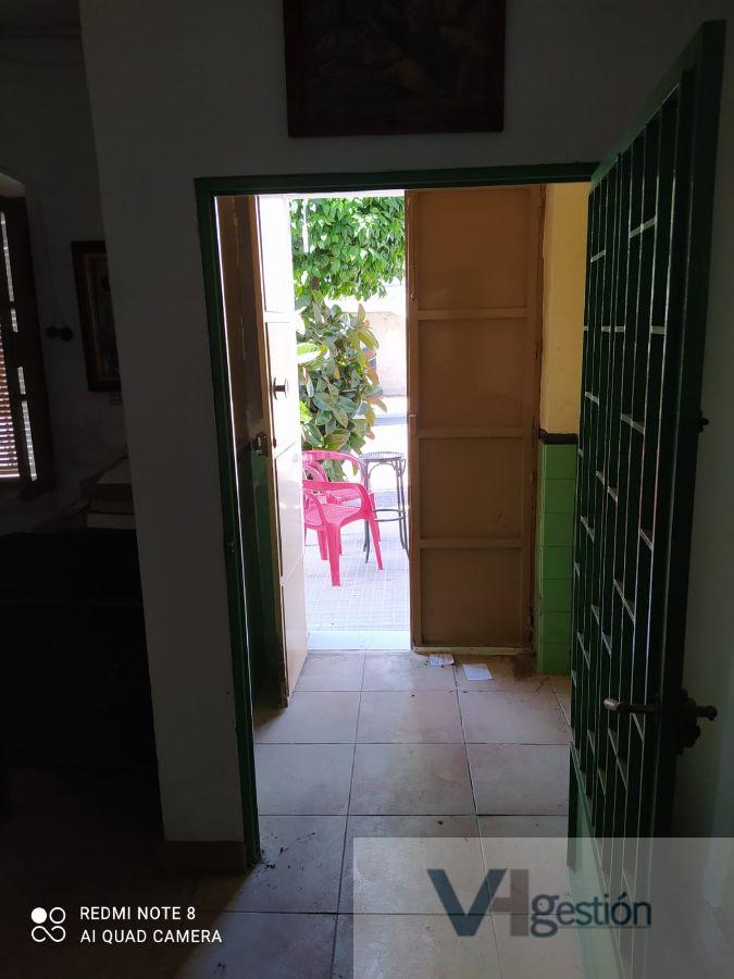 For sale of house in Villamartín