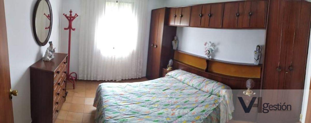 For sale of flat in Villamartín