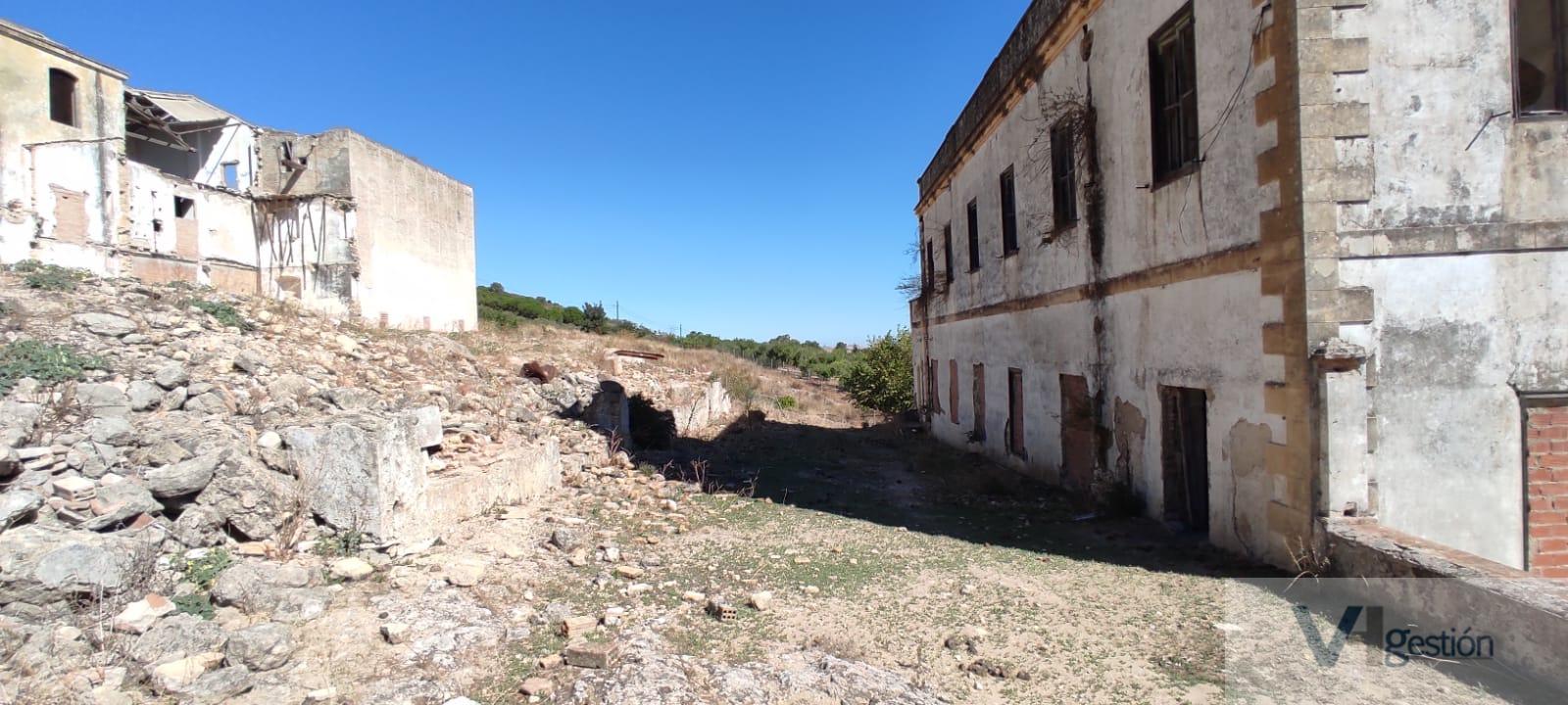 For sale of land in Bornos