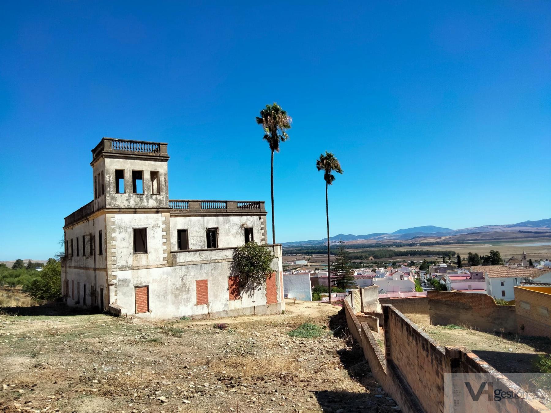 For sale of land in Bornos