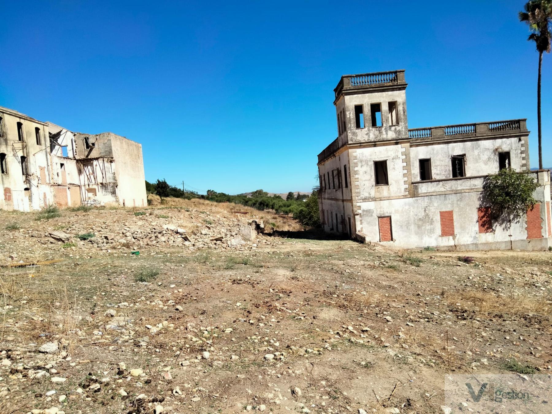 For sale of land in Bornos