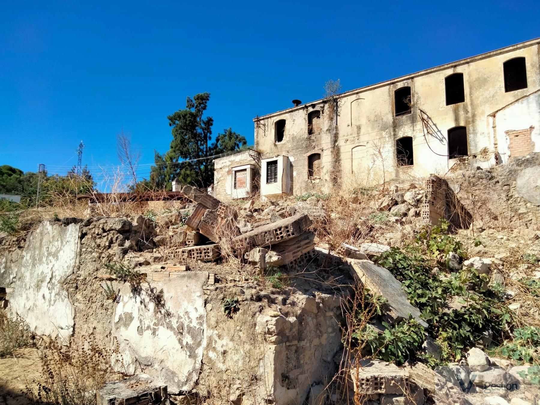 For sale of land in Bornos
