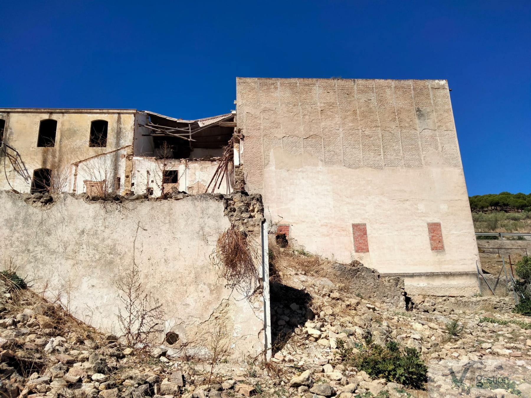 For sale of land in Bornos