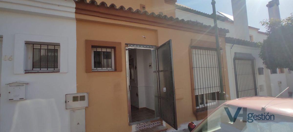 For sale of house in Villamartín