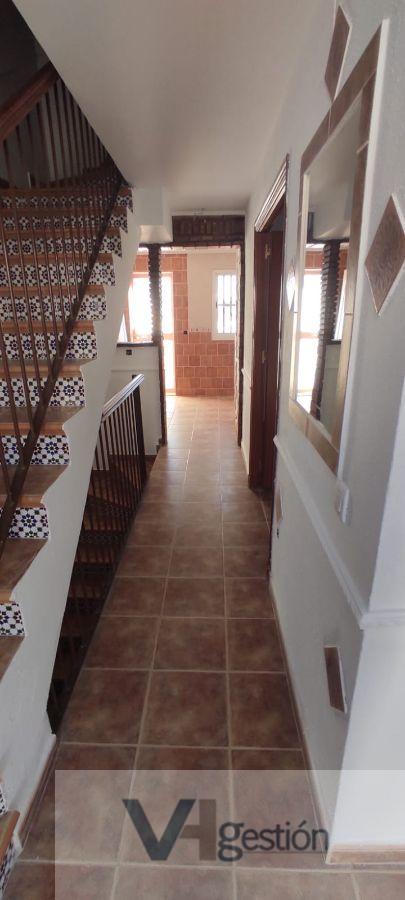 For sale of house in Villamartín
