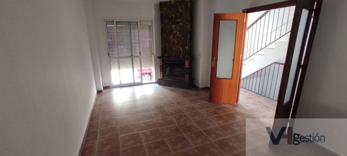 For sale of house in Villamartín