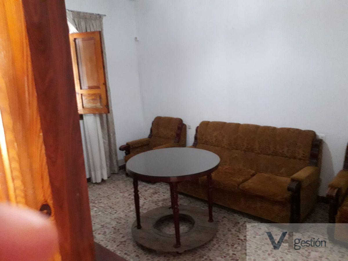 For sale of house in Villamartín