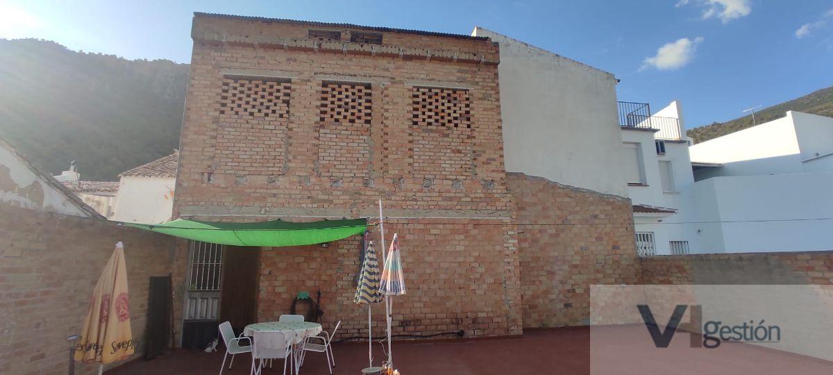 For sale of house in Algodonales