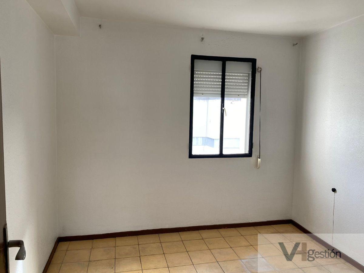 For sale of flat in Villamartín