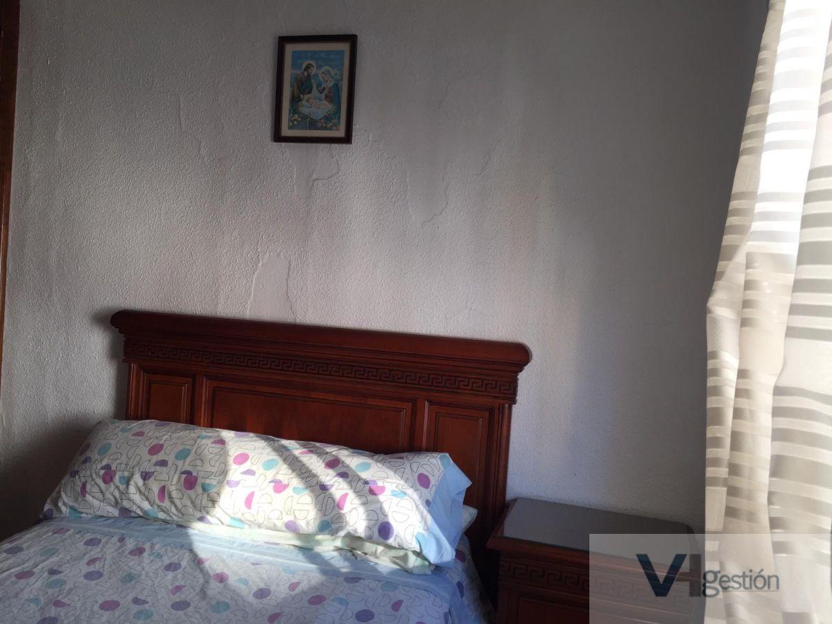 For sale of flat in Villamartín