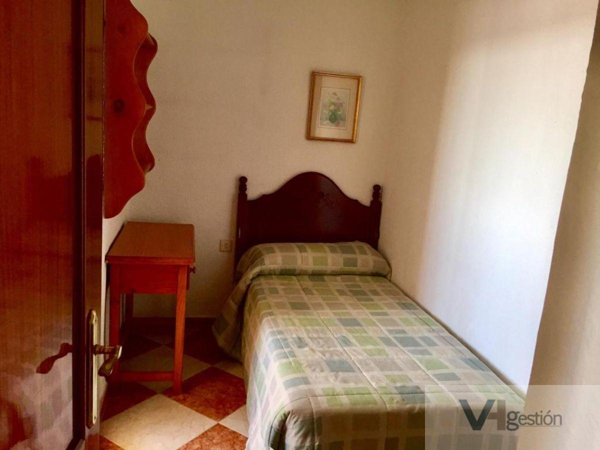 For sale of flat in Villamartín