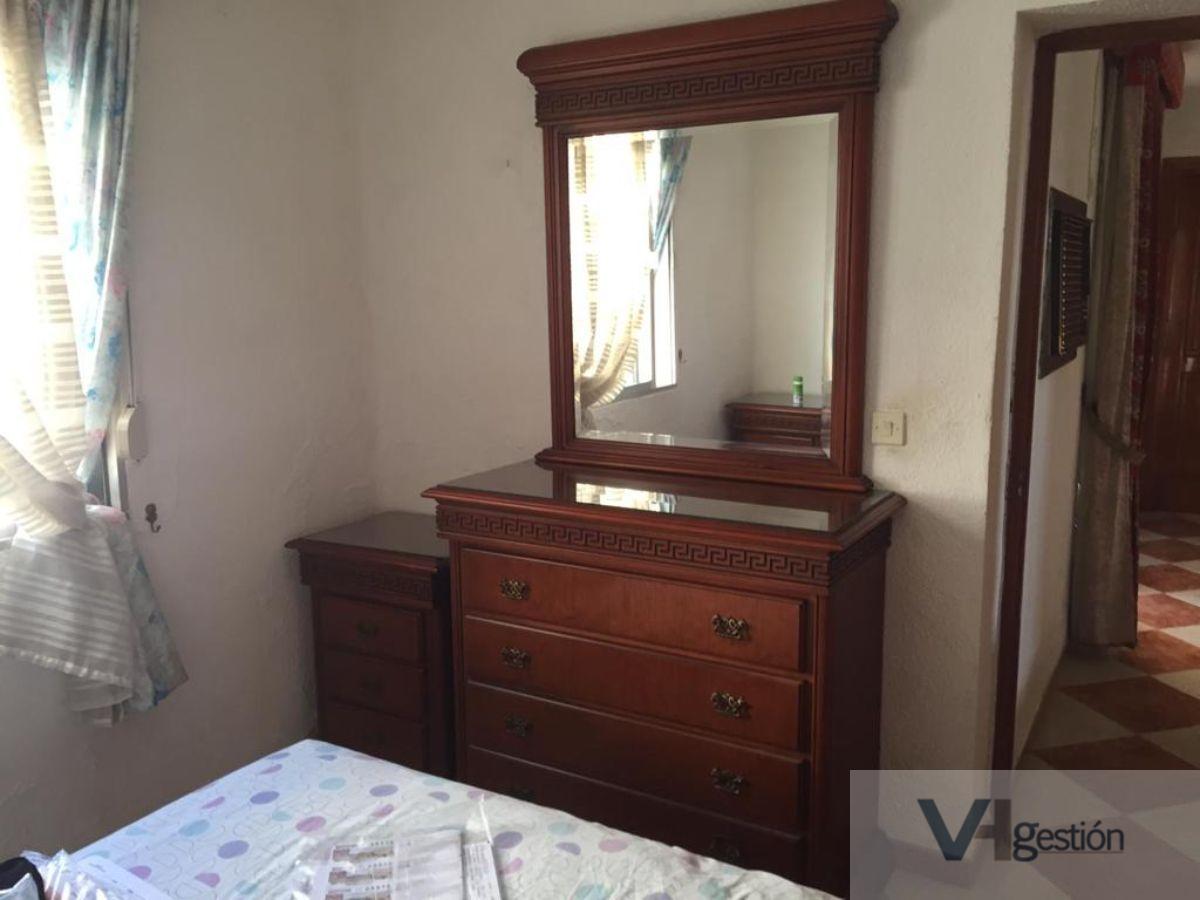 For sale of flat in Villamartín