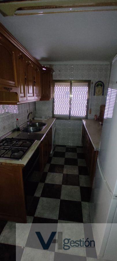 For sale of flat in Villamartín