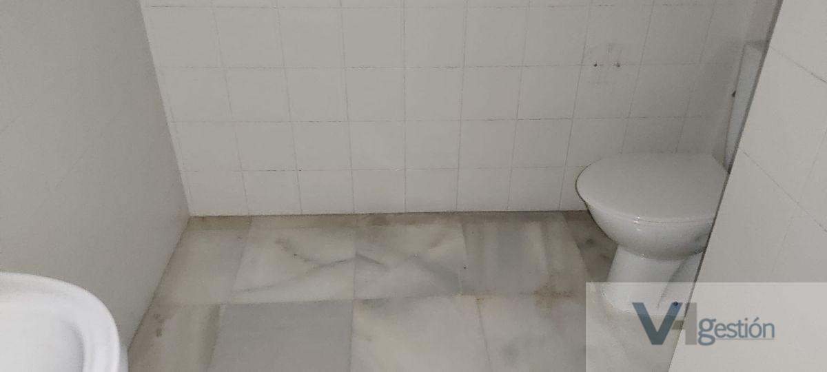 Venta de local comercial en Ubrique