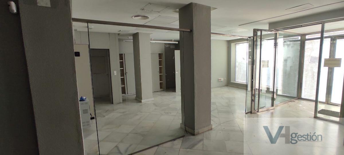 Venta de local comercial en Ubrique