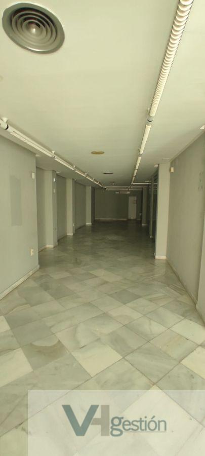 Venta de local comercial en Ubrique