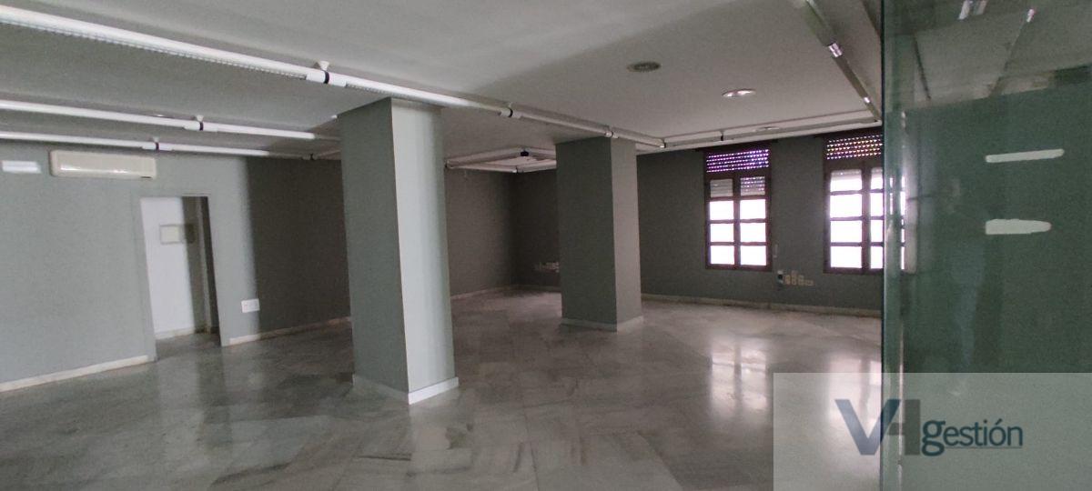 Venta de local comercial en Ubrique