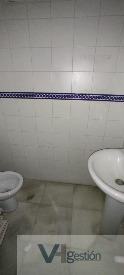 Venta de local comercial en Ubrique